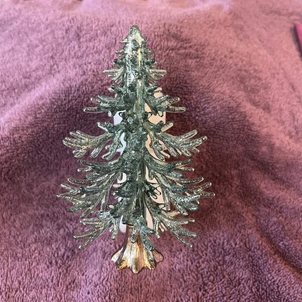 Bath & Body Works Natural Pine Tree Nightlight Wallflower Diffuser Plug-In - Picture 6 of 10